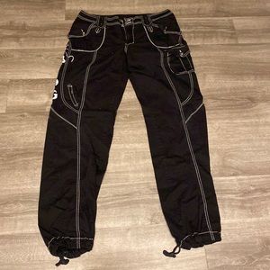 Black cotton pants with floral design